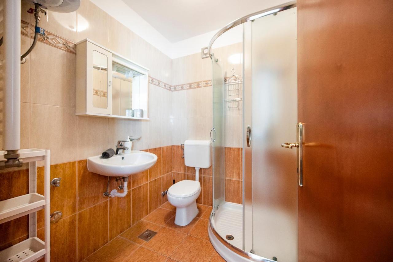 Mara Apartma *
