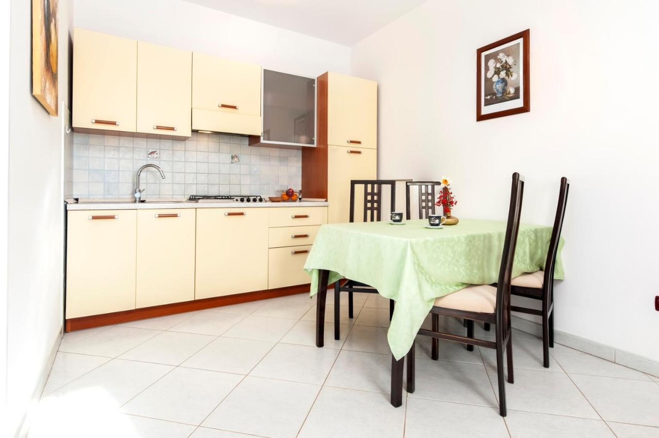Mara Appartamento Rovigno