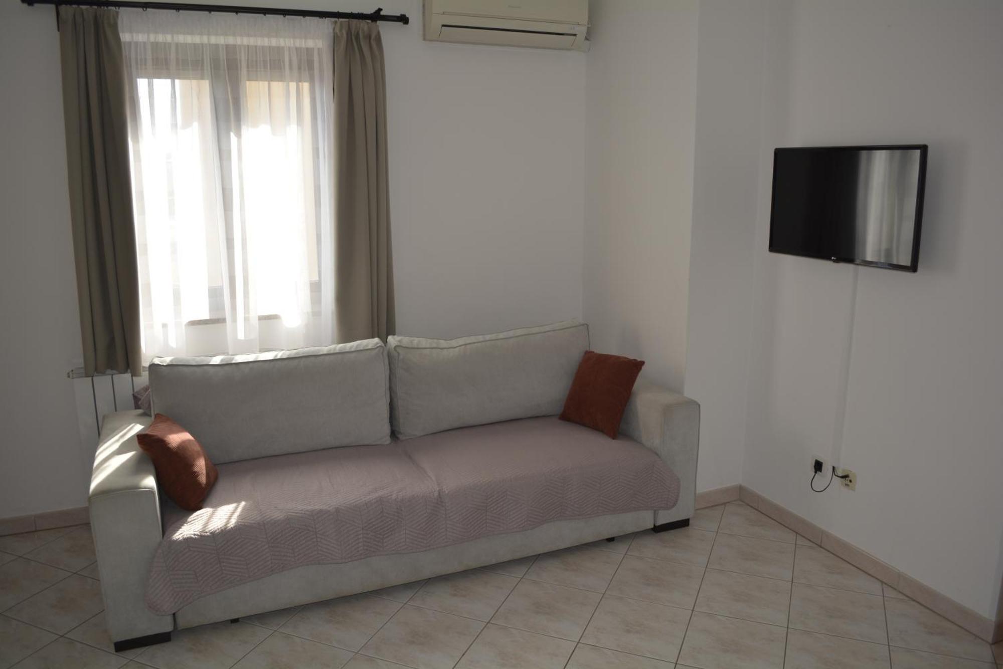 Apartma Mara